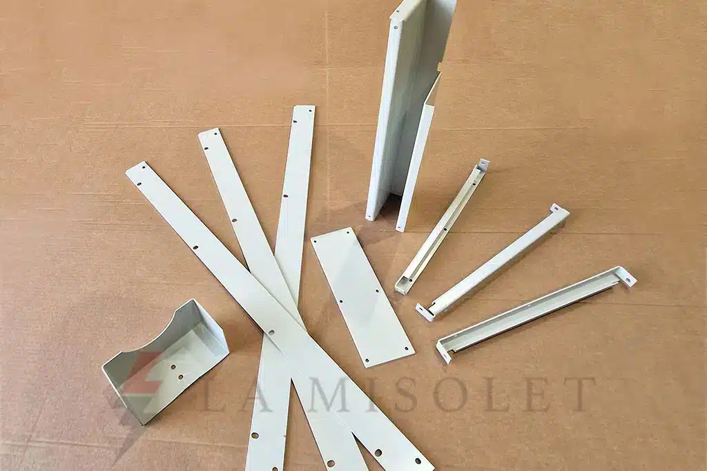 lavorazione nomex - plastici